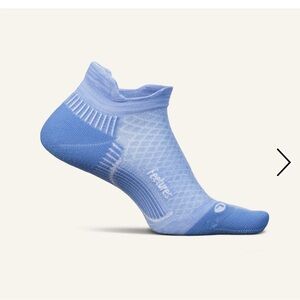 Set of 2, GUC: Feetures Plantar Fasciitis Relief Sock (women's M)